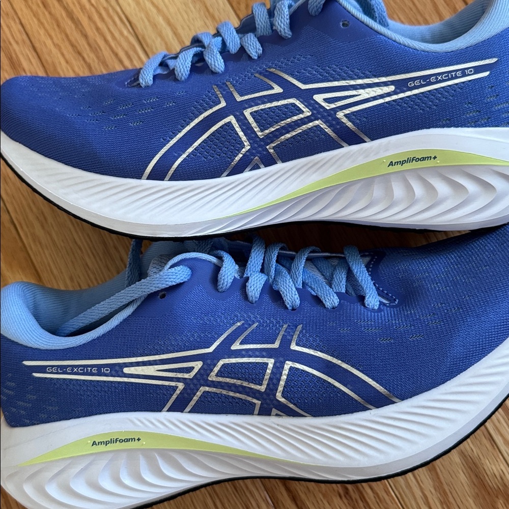 Asics Sneakers - Picture 3 of 7